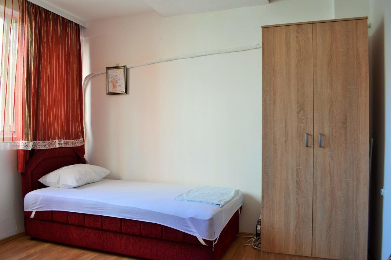 A&J Apartment Budva Exterior photo
